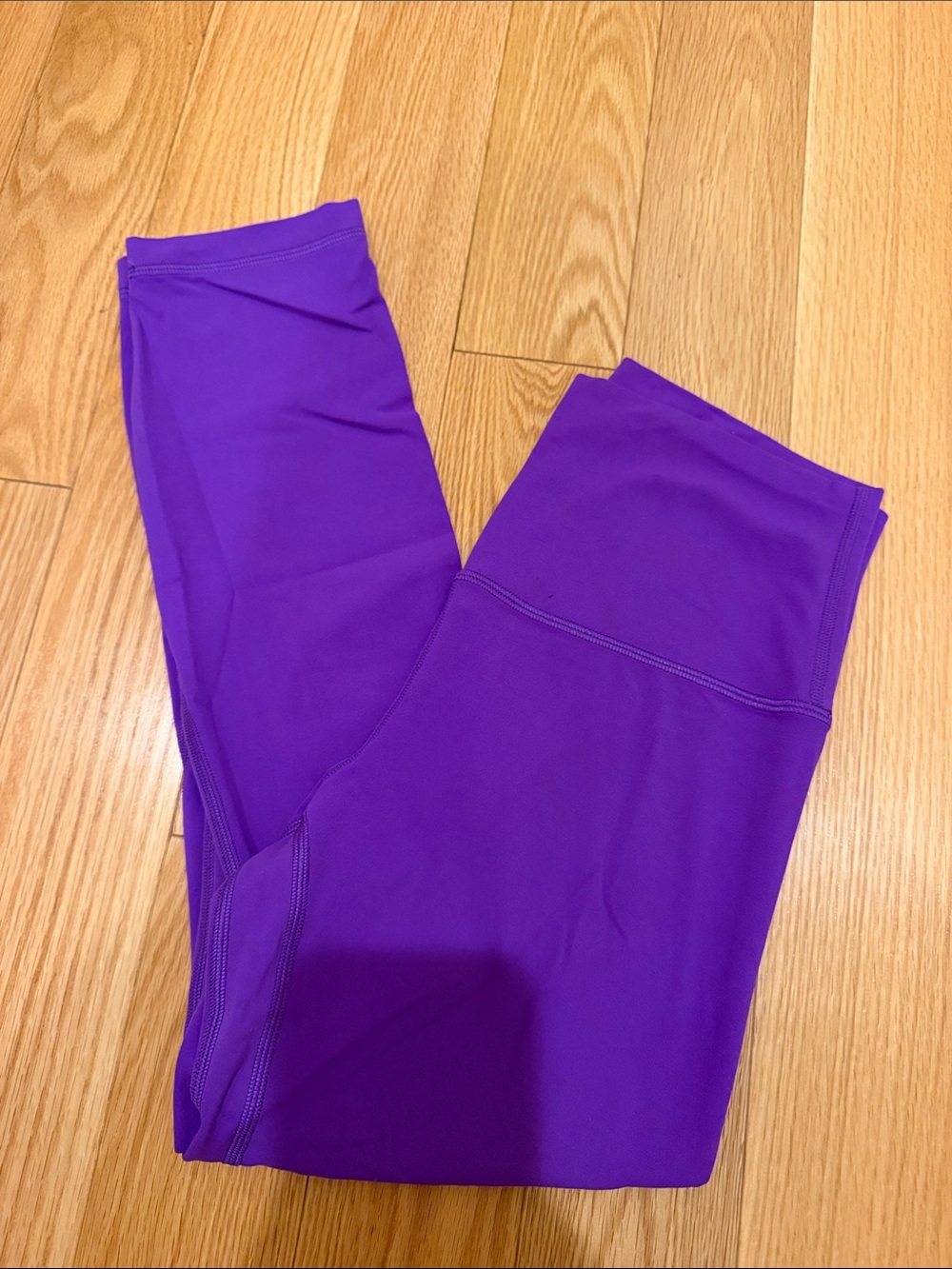 Lululemon purple cropped leggings
